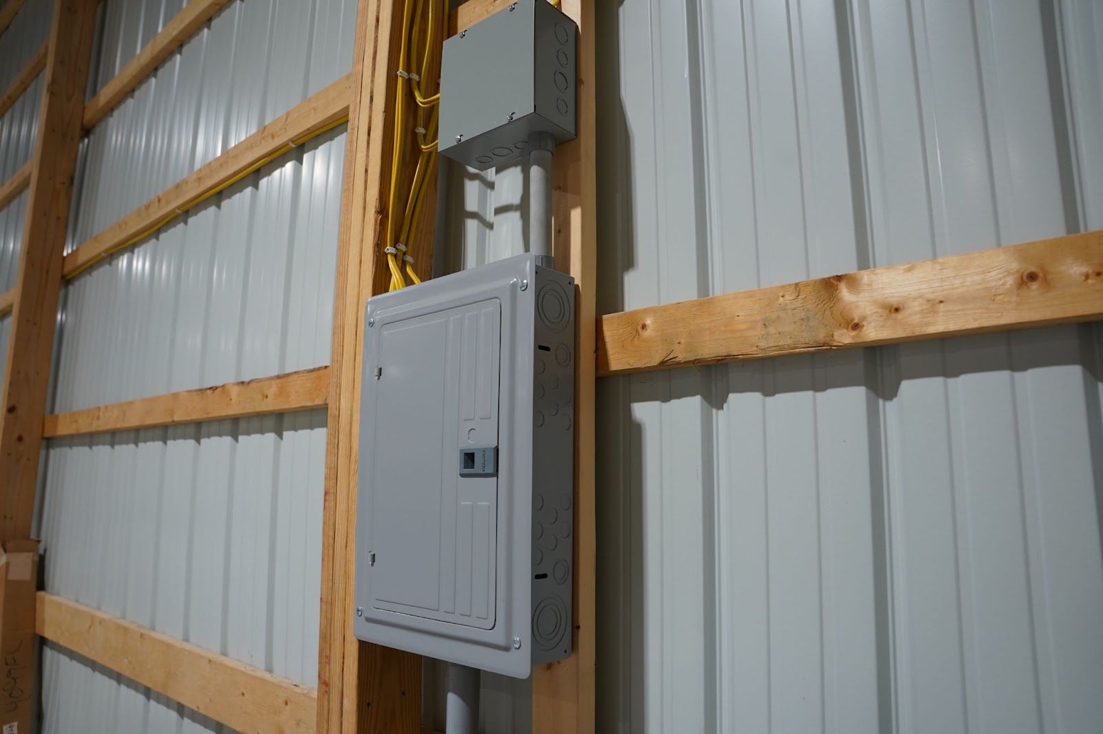 Electrical installation barn placeholder