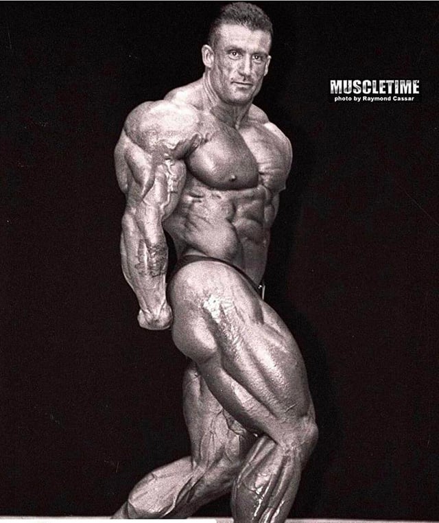 Dorian Yates black and white gritty gym photo