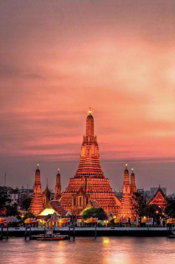 Wat Arun Temple