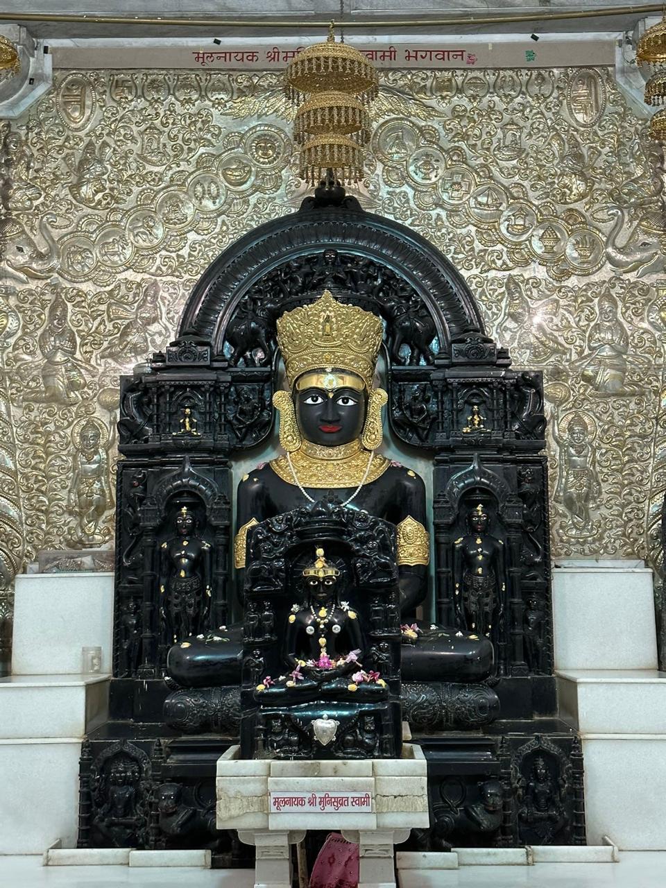 Tirthankara Statue
